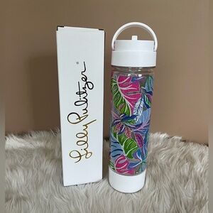 {Lilly Pulitzer} Printed Water Bottle 24 oz in Blue Grotto Beleaf In Yourself